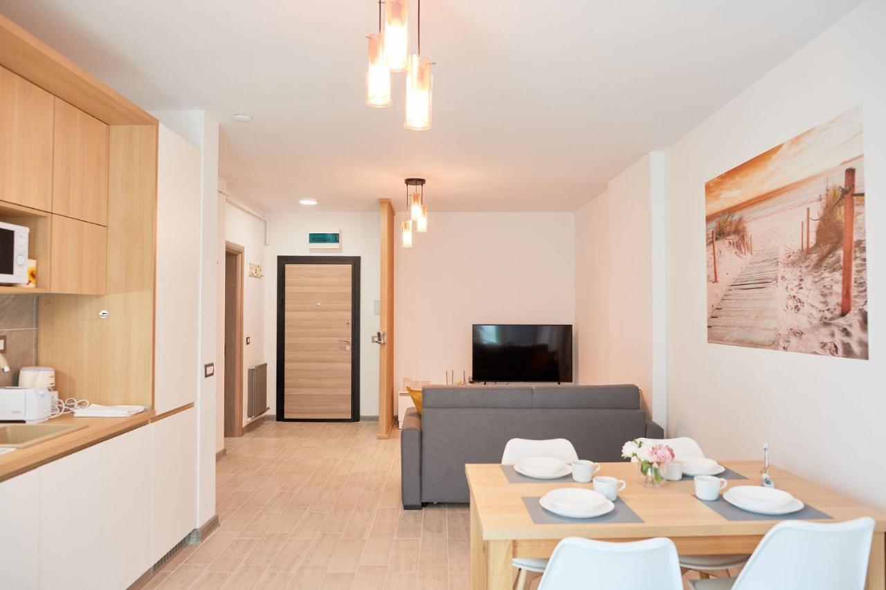 Opal Luxury Apartment 109 Spa N Pool Beach Resort Năvodari Buitenkant foto
